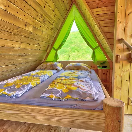 Glamping Brodej Campo de lujo *