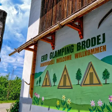 Glamping Brodej Campo de lujo